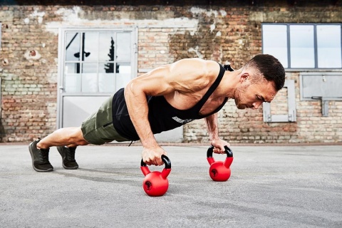 Kettlebell z gumową powłoką 16kg